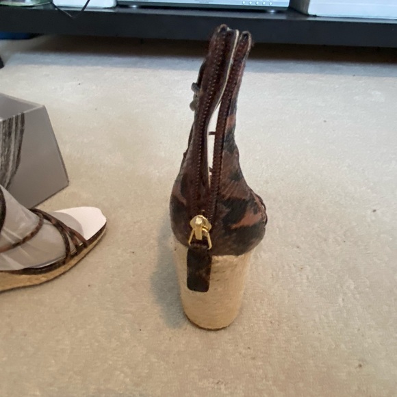 Never worn JLO espadrilles with tie up and zipper back. - Picture 4 of 7